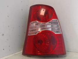 Fanale posteriore principale sinistro (luci)