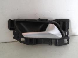 Poignee interieur arriere droit