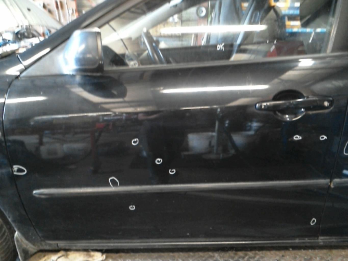 Porte avant gauche