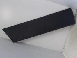 Baguette de porte avant gauche