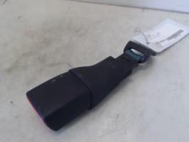 Attache ceinture arriere gauche