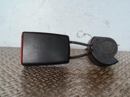 Attache ceinture arriere gauche