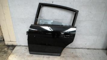 Puerta trasera izquierda