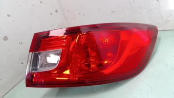 Feu arriere principal droit (feux)