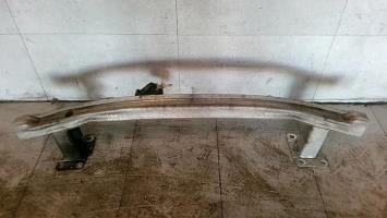 Renfort pare choc avant (traverse)