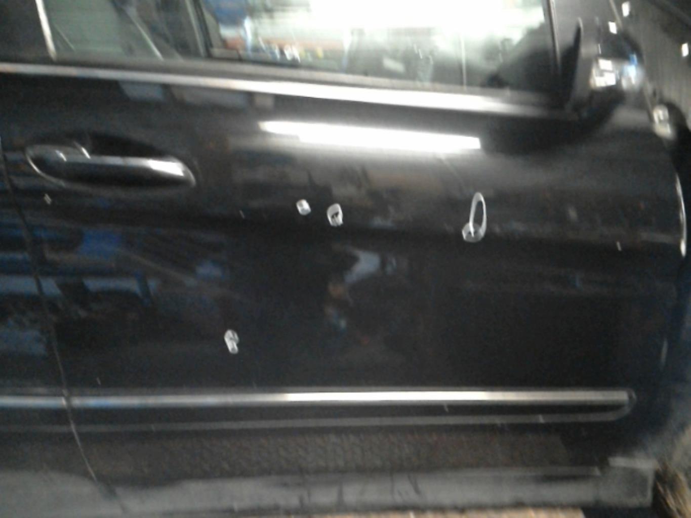 Porte avant droit