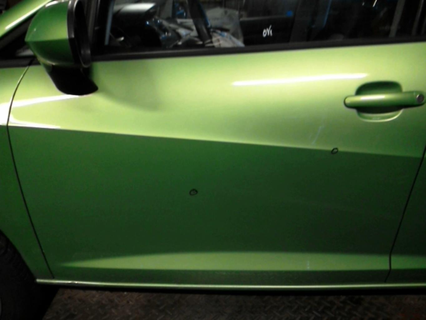 Porte avant gauche