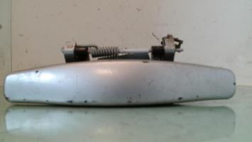 Poignee porte avant gauche