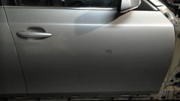 Porte avant droit