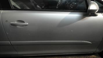 Porte avant droit