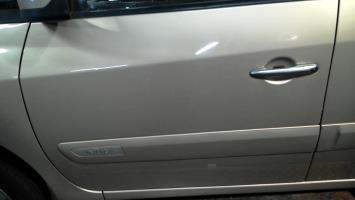 Porte avant gauche