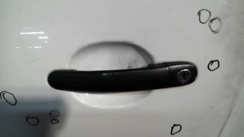 Poignee porte avant gauche