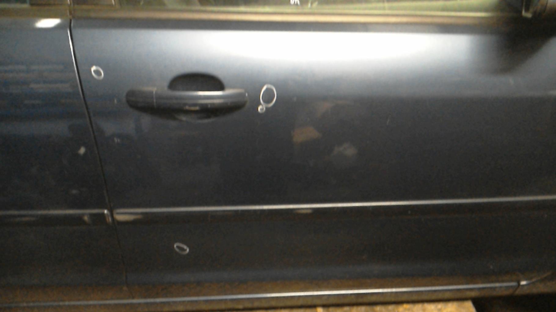 Porte avant droit