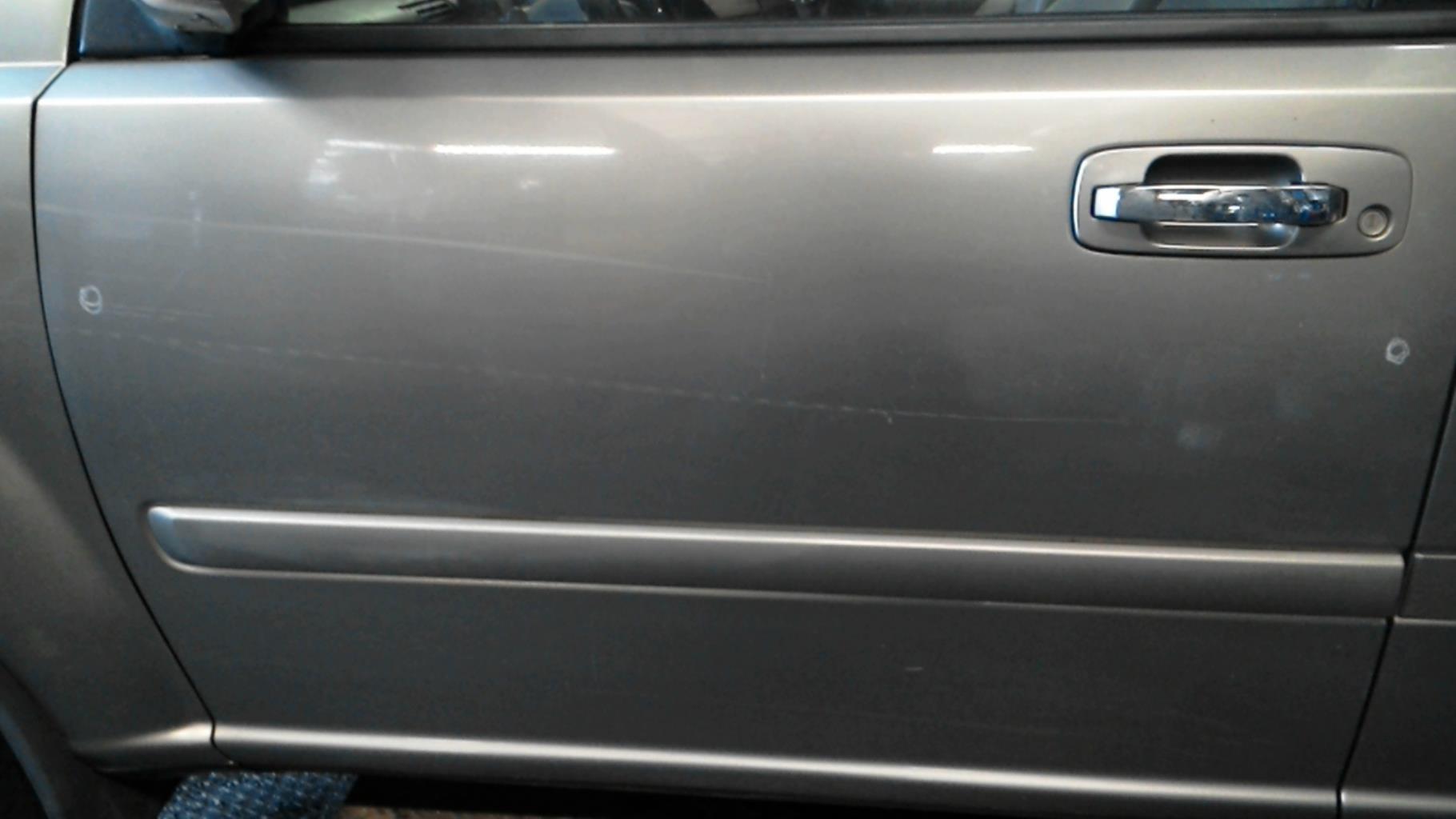 Porte avant gauche