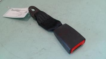 Attache ceinture arriere gauche