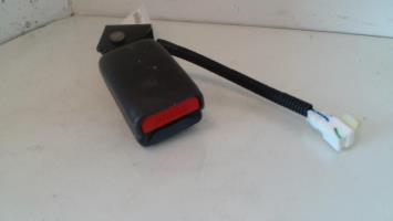 Attache ceinture arriere gauche