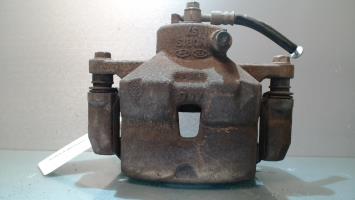 Etrier avant gauche (freinage)