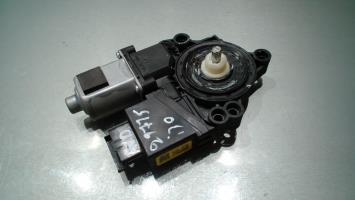 Moteur leve vitre avant droit
