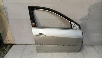 Puerta delantera derecha