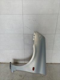 Parafango anteriore sinistro