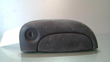 Poignee porte avant droit