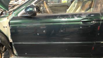 Porte avant gauche
