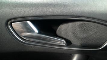Poignee interieur avant gauche
