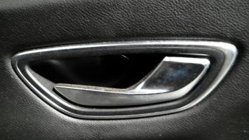 Poignee interieur arriere droit