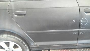 Puerta trasera derecha