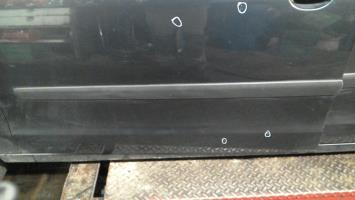 Baguette de porte avant gauche