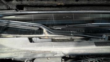 Bras essuie glace avant droit