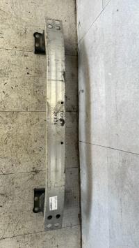 Renfort pare choc avant (traverse)