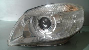 Gruppo ottico anteriore principale sinistro (luci)(faro)