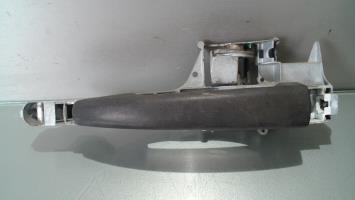 Poignee porte avant gauche