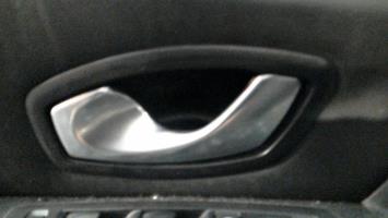 Poignee interieur avant gauche