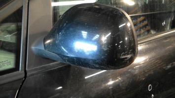 Specchietto retrovisore sinistro