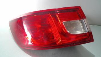 Fanale posteriore principale sinistro (luci)