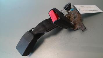 Attache ceinture arriere gauche