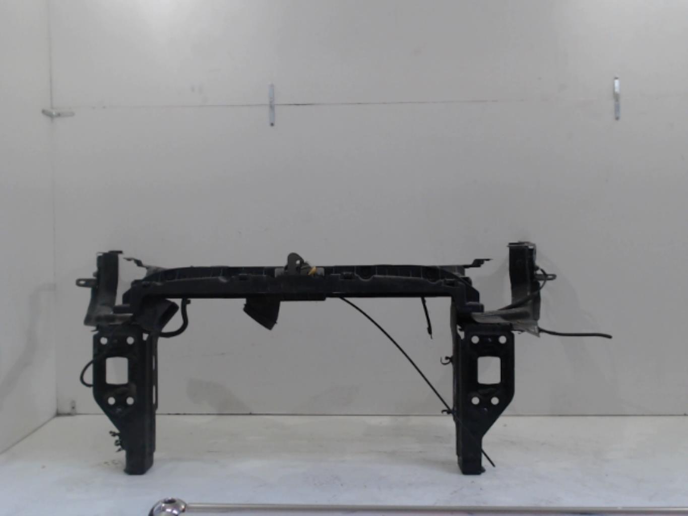 Armature avant, Masque avant