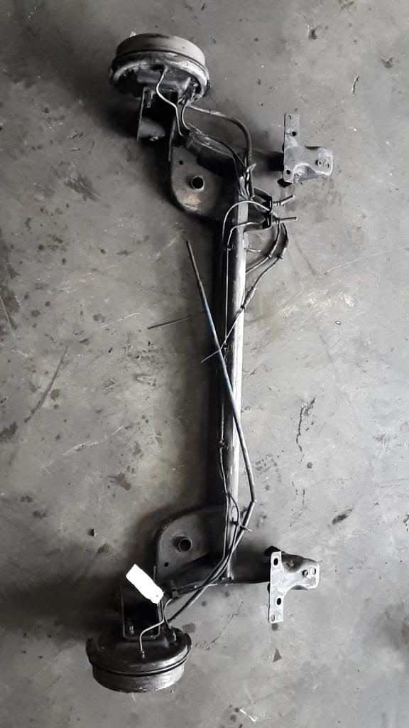 Essieu arriere RENAULT CLIO 2 PHASE 1 Diesel - 1