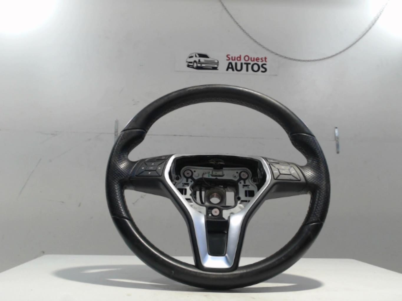 Volant MERCEDES CLASSE A 176 PHASE 1 Diesel - 1