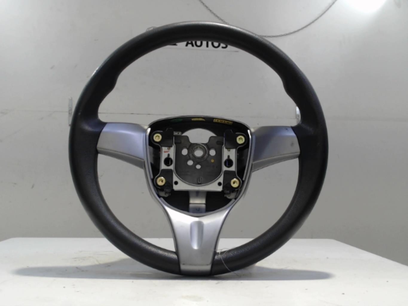Volant CHEVROLET SPARK PHASE 1 Essence - 1