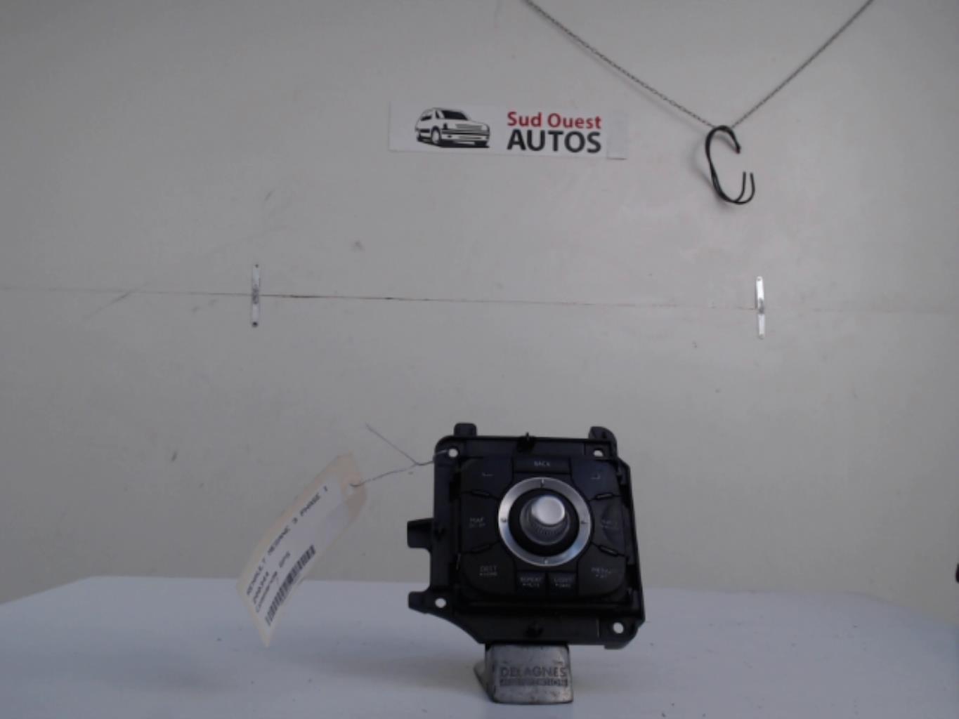 Commande GPS RENAULT MEGANE 3 PHASE 1 Diesel - 1