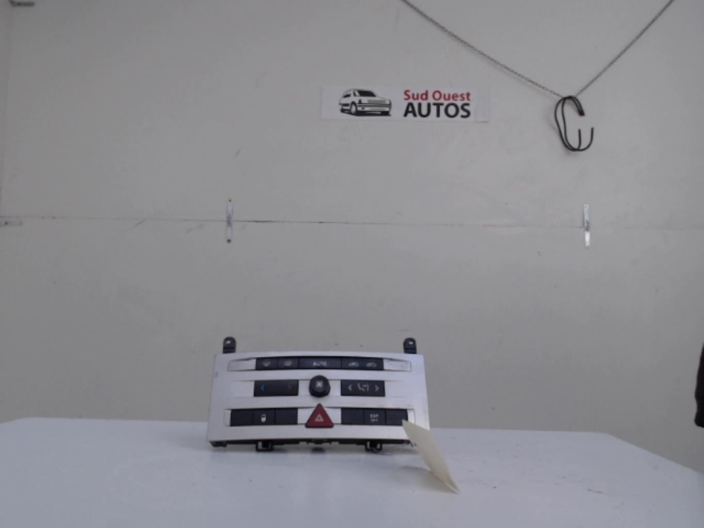 Commande chauffage PEUGEOT 407 PHASE 1 Diesel - 1