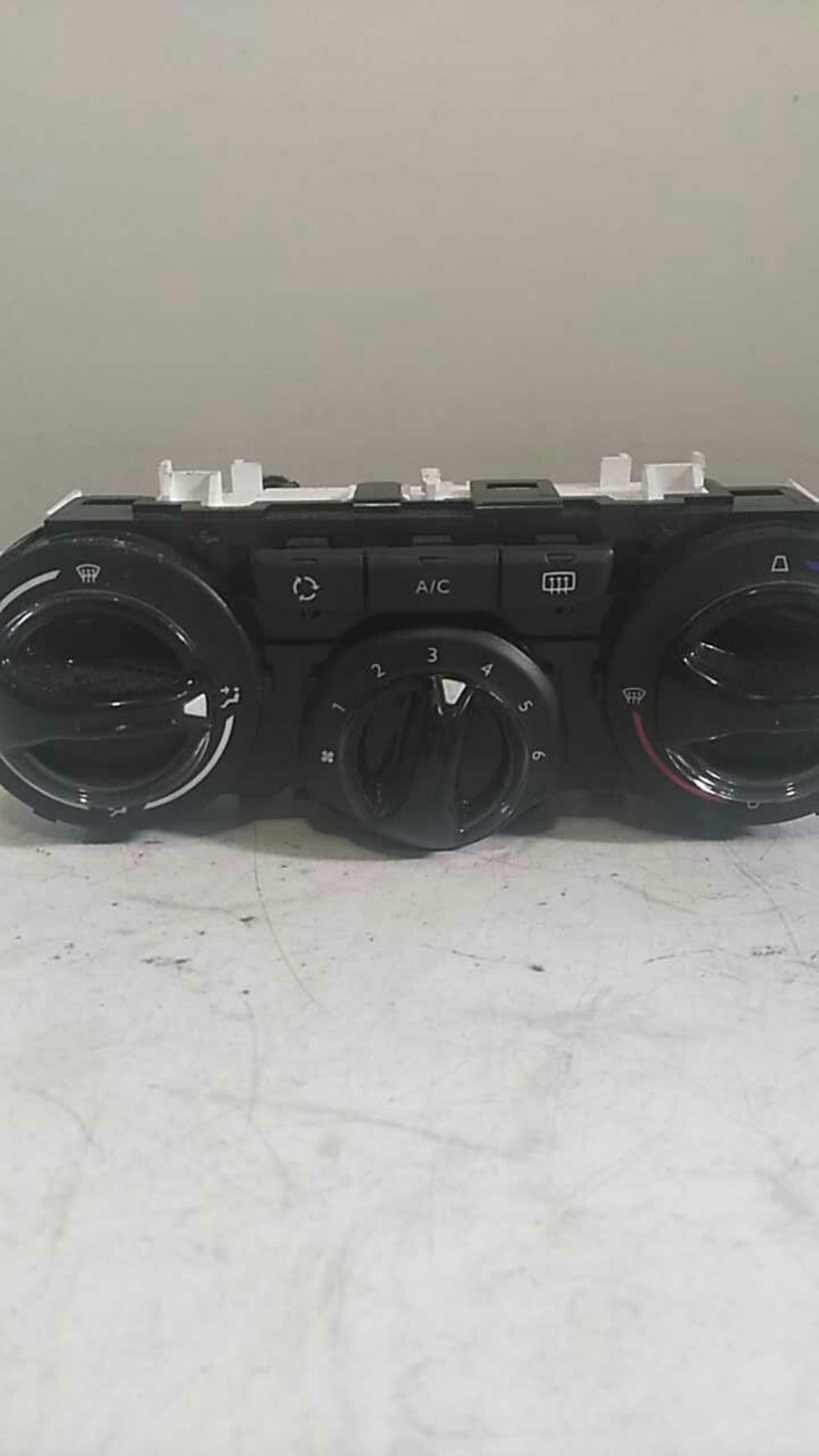 Commande chauffage PEUGEOT 2008 1 PHASE 2 Essence - 1