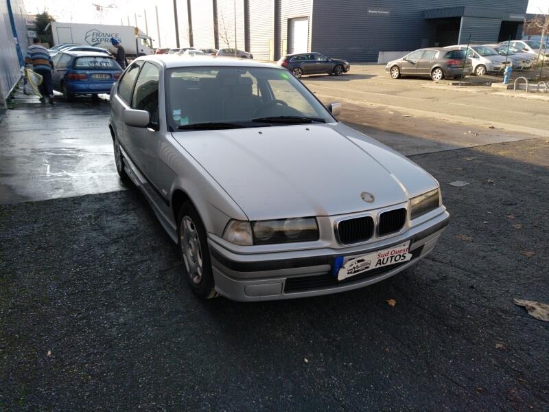 Leve vitre electrique avant droit