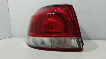 Fanale posteriore principale sinistro (luci)