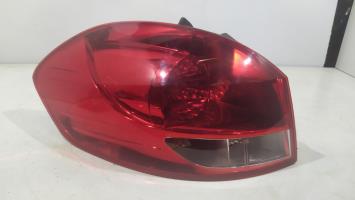 Fanale posteriore principale sinistro (luci)