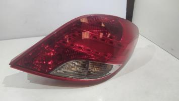 Fanale posteriore principale destro (luci)