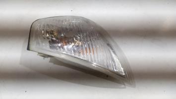Anti brouillard droit (feux)
